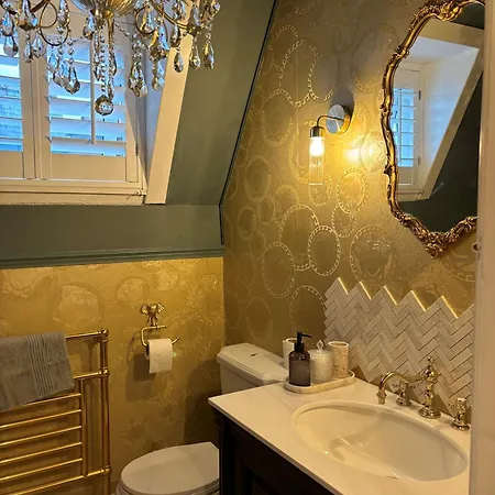 Pheasant's Hollow * Harrogate